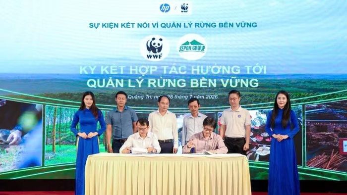 Ký kết biên bản ghi nhớ hợp tác nhằm mở rộng diện tích rừng có chứng chỉ FSC và xây dựng chuỗi cung ứng gỗ có trách nhiệm tại khu vực trung Trường Sơn.