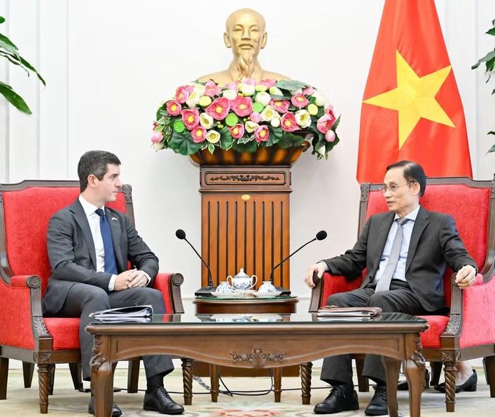 Thứ trưởng Ngoại giao Panama đã chào xã giao Bộ trưởng Ngoại giao Lê Hoài Trung.
