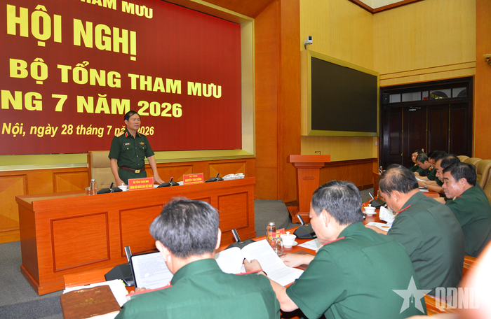 Đại tướng Nguyễn Tân Cương kết luận hội nghị. 