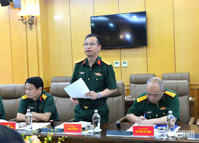 Lãnh đạo Cục Tổ chức phát biểu tại hội nghị. 