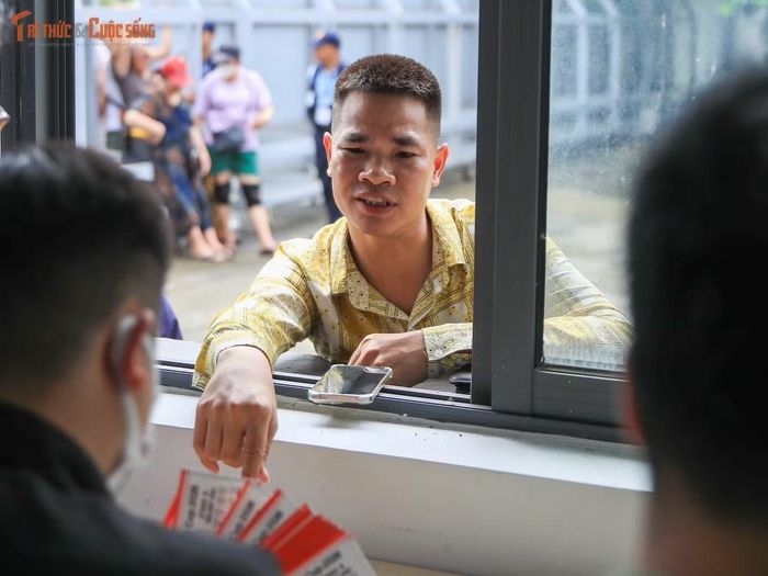 Trước đó, VFF dự kiến phân phối toàn bộ vé theo hình thức trực tuyến trên ứng dụng từ ngày 17/7 đến hết 25/7.