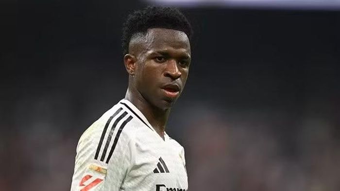 Theo truyền thông Tây Ban Nha, HLV Mikel Arteta muốn bổ sung một ngòi nổ đẳng cấp cho hành lang cánh trái Arsenal nhằm hoàn thiện đội hình cạnh tranh các danh hiệu lớn.