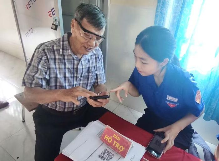 Ứng dụng công nghệ bầu cử được người dân thích thú khi tiếp nhận.