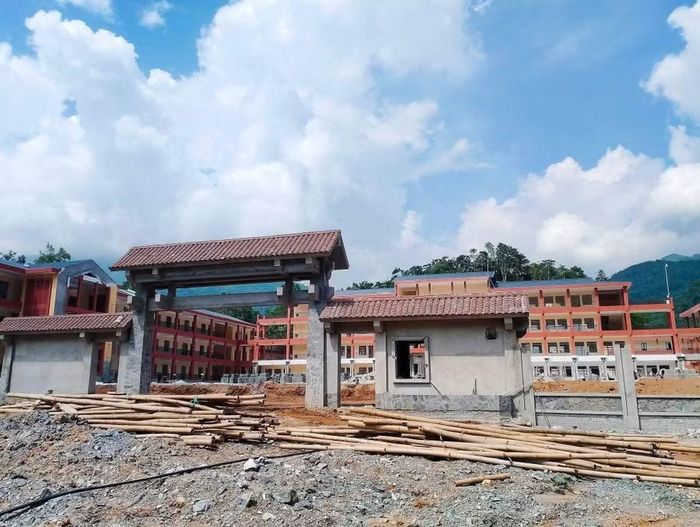 Công trình đã hoàn thành 80% khối lượng xây lắp.
