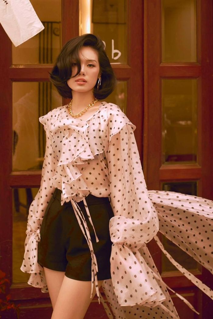 Trương Thanh Long hài hước nhắc về tình bạn 8 năm với Trâm Anh.