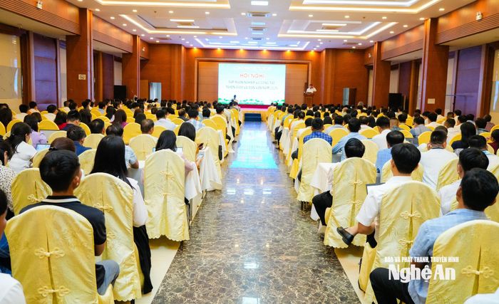 Quang cảnh hội nghị. Ảnh:TL