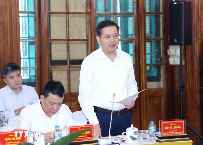 Đồng chí Nguyễn Long Hải, Ủy viên Trung ương Đảng, Phó Bí thư Thường trực Đảng ủy các cơ quan Đảng Trung ương phát biểu tại hội nghị. (Ảnh: Phương Hoa/TTXVN)