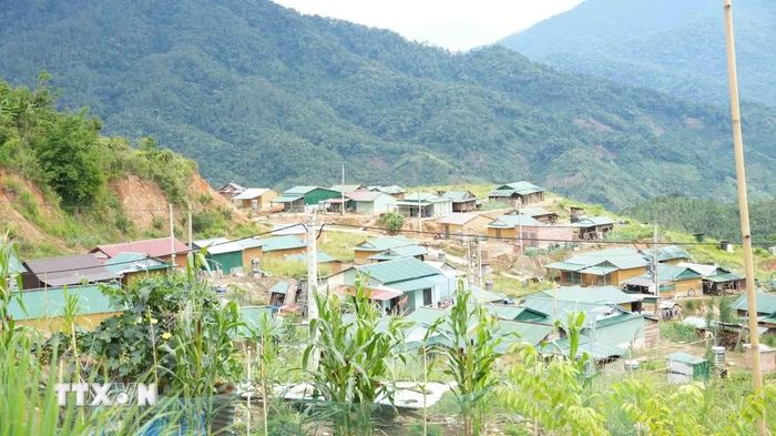 Thôn Ngọc Nang bình yên sau thiên tai. (Ảnh: Dư Toán/TTXVN)