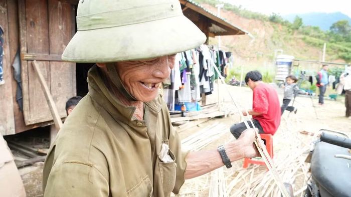 Đời sống ổn định của người dân thôn Ngọc Nang. (Ảnh: Dư Toán/TTXVN)