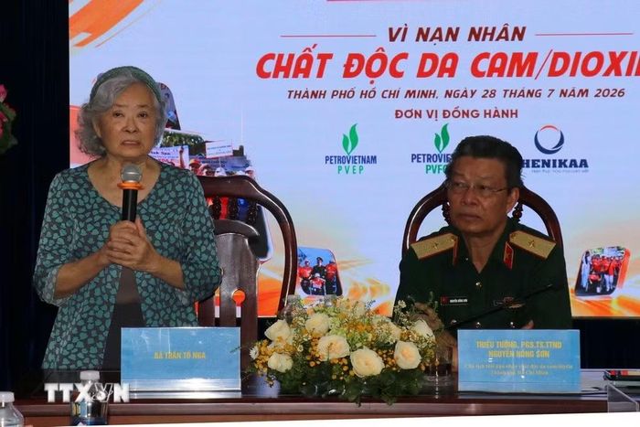 Bà Trần Tố Nga phát biểu tại buổi họp. (Ảnh: Thanh Vũ/TTXVN)