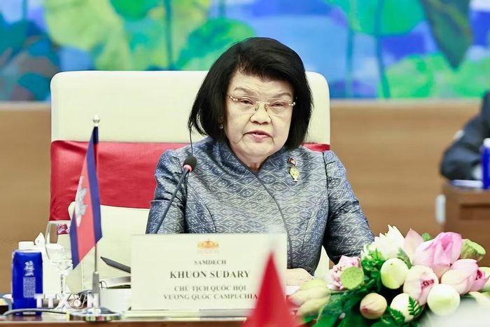 Chủ tịch Quốc hội Campuchia Samdech Khuon Sudary phát biểu tại cuộc hội đàm với Chủ tịch Quốc hội Trần Thanh Mẫn. (Ảnh: Doãn Tấn/TTXVN)