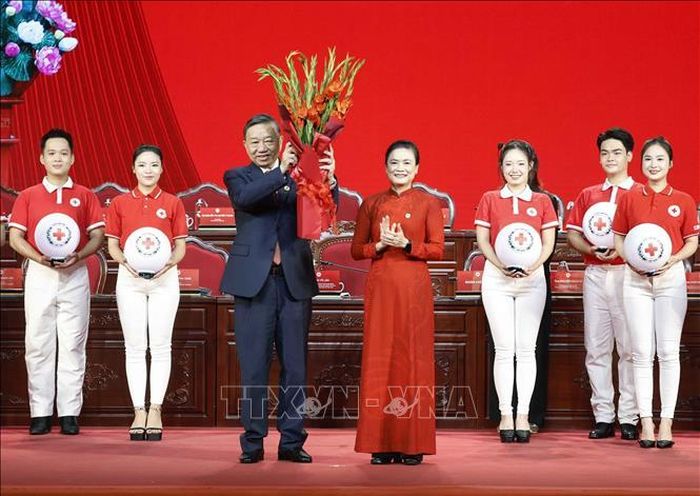 Tổng Bí thư, Chủ tịch nước Tô Lâm giữ cương vị Chủ tịch danh dự Hội Chữ thập đỏ Việt Nam nhiệm kỳ 2026 - 2031. Ảnh: Thống Nhất/TTXVN