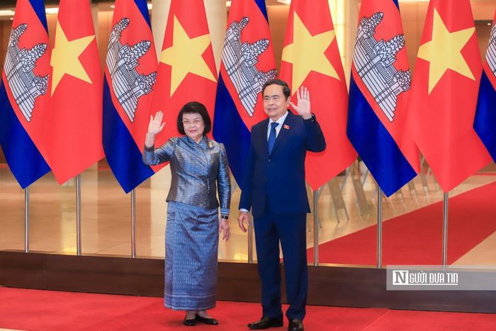 Việt Nam và Campuchia thiết lập quan hệ ngoại giao ngày 24/6/1967.