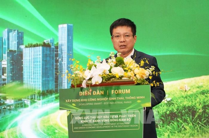 Ông Hồ Sỹ Hùng – Chủ tịch Liên đoàn Thương mại và Công nghiệp Việt Nam (VCCI) phát biểu tại Diễn đàn. Ảnh: Sỹ Tuyên - TTXVN 