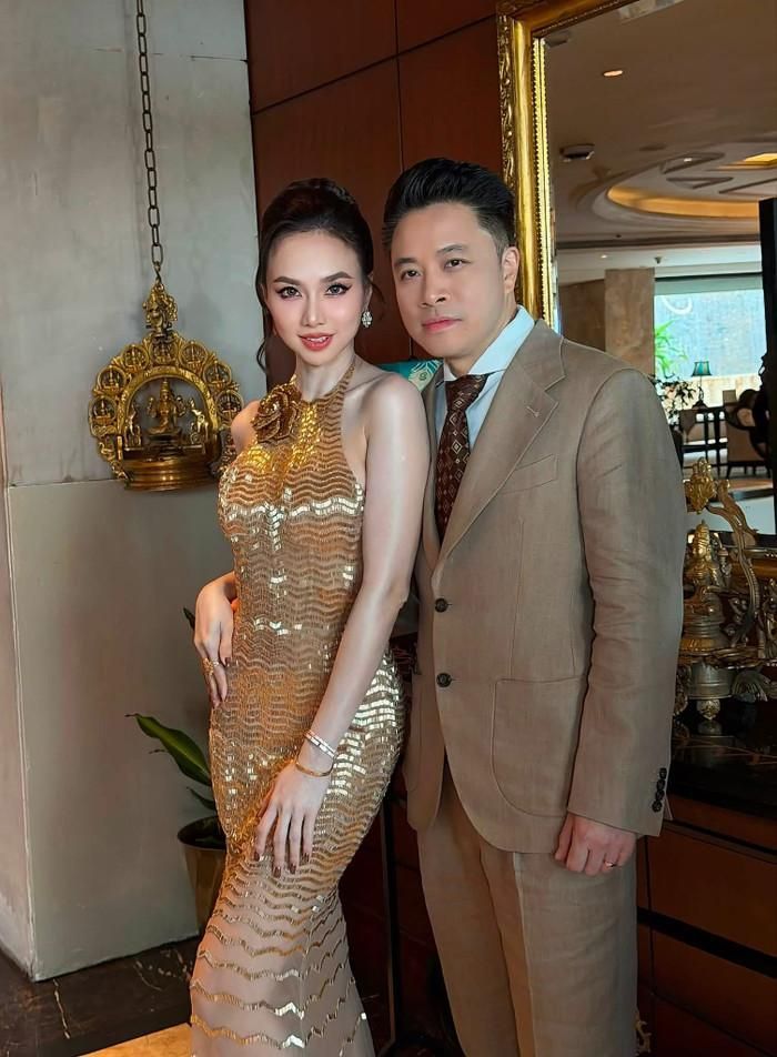 Hôn nhân của Đinh Ngọc Diệp và Victor Vũ ghi điểm bởi những khoảnh khắc giản dị, vui vẻ. Ảnh: FBNV.