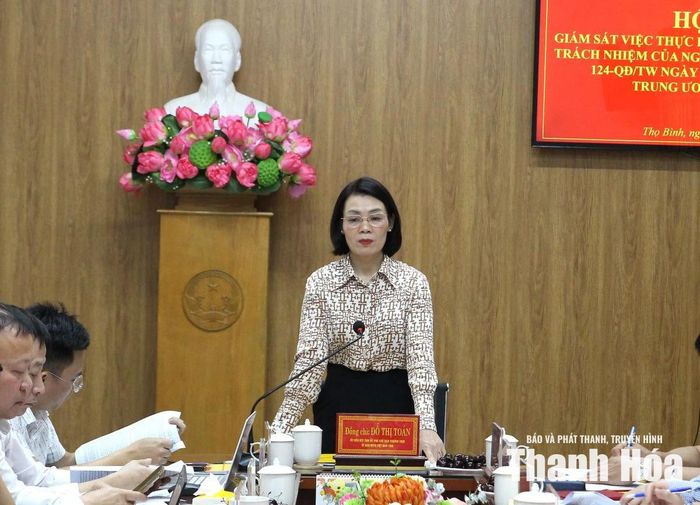 Phó Chủ tịch Thường trực Ủy ban MTTQ tỉnh Đỗ Thị Toán kết luận buổi giám sát.