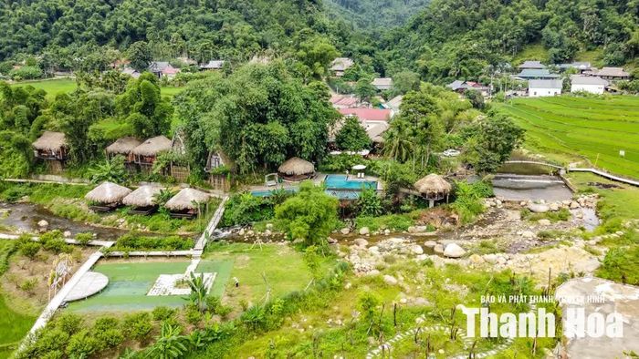 Từ một bản làng gần như tách biệt với những tuyến du lịch, Chiềng Ngày hôm nay đang từng bước chuyển mình nhờ phát triển du lịch cộng đồng. Điều đáng quý là sự đổi thay ấy được khởi nguồn từ chính những giá trị sẵn có của thiên nhiên và văn hóa bản địa.