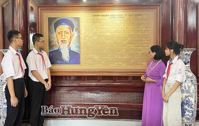  Giáo viên, học sinh Trường Tiểu học và THCS Lê Quý Đôn (xã Lê Quý Đôn) tìm hiểu về cuộc đời, sự nghiệp Danh nhân văn hóa Lê Quý Đôn. 