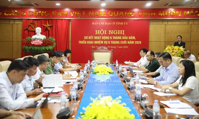  Các đại biểu dự hội nghị. 