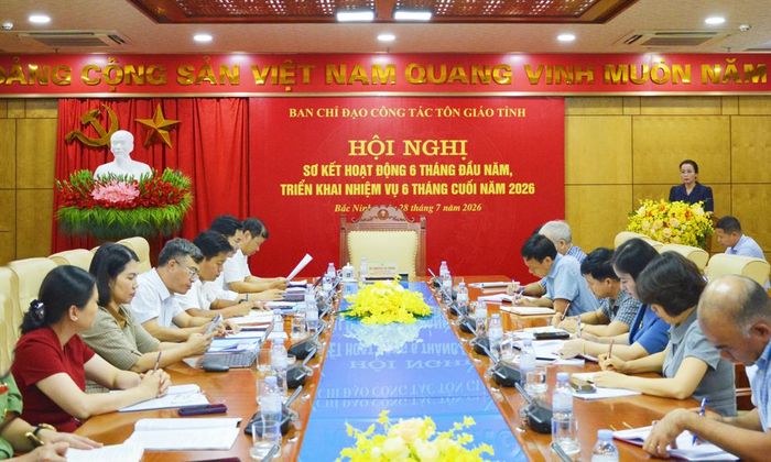  Các đại biểu dự hội nghị. 