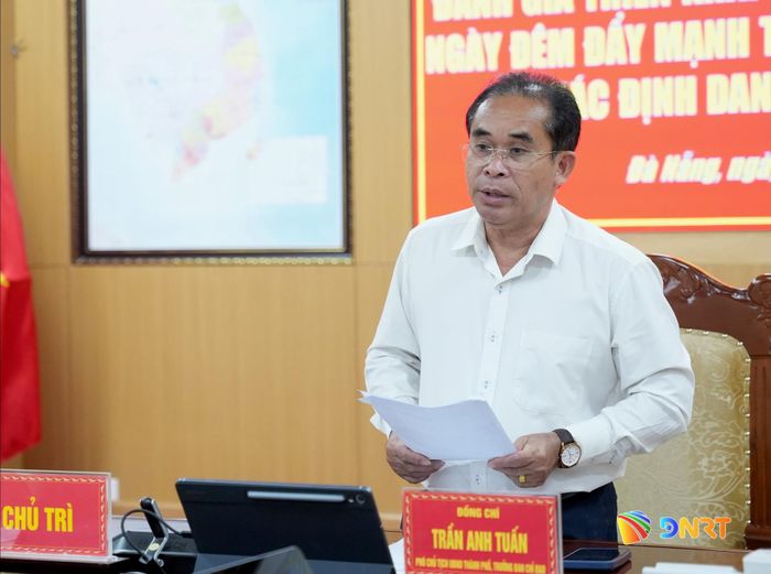 Phó Chủ tịch UBND thành phố Trần Anh Tuấn phát biểu tại hội nghị. Ảnh: T.CÔNG