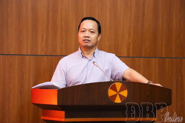 Bí thư Tỉnh ủy Trần Tiến Dũng kết luận buổi làm việc.