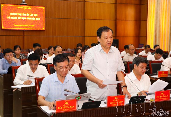 Lãnh đạo Sở Tài chính phát biểu tại buổi làm việc.