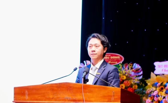  Ông Phạm Công Tuấn Hạ đưa tới diễn đàn thông tin về đầu tư phát triển kinh tế sáng tạo dựa vào sự đột phá của công nghệ lượng tử. Ảnh: Trần Dung 