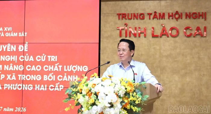 Đồng chí Hoàng Anh Công phát biểu kết luận buổi làm việc.