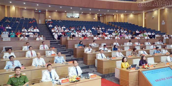Các đại biểu dự đại hội.