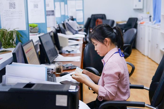 Cẩn thận kiểm tra thông tin để hỗ trợ người dân