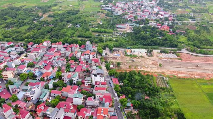 Tuyến đường có chiều dài khoảng 14,9 km, tích hợp 4 nút giao lớn kết nối các trục giao thông đối ngoại chính.