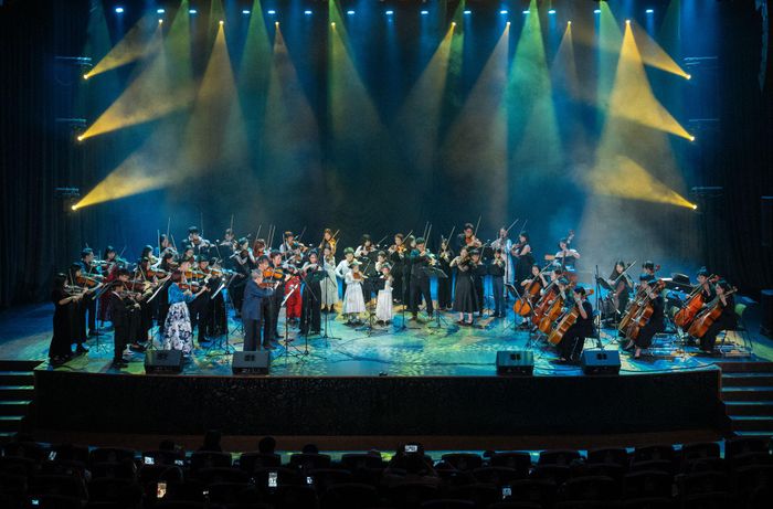 Đêm công diễn tại Đà Lạt Opera House là cơ hội để các học viên được biểu diễn cùng những nghệ sĩ chuyên nghiệp trong và ngoài nước
