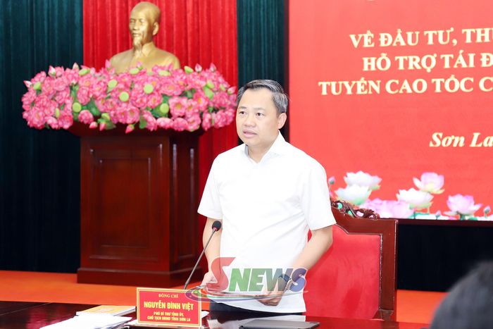 Đồng chí Nguyễn Đình Việt, Phó Bí thư Tỉnh ủy Chủ tịch UBND tỉnh phát biểu kết luận cuộc làm việc.