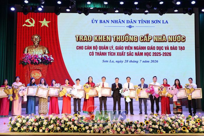 Các cá nhân tiêu biểu nhận Bằng khen của Thủ tướng Chính phủ.