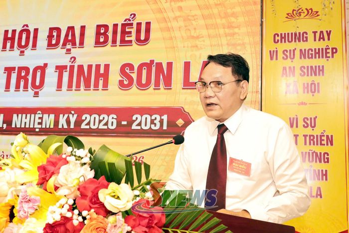 Đồng chí Chủ tịch Hội Bảo trợ tỉnh Sơn La khóa I phát biểu khai mạc đại hội.