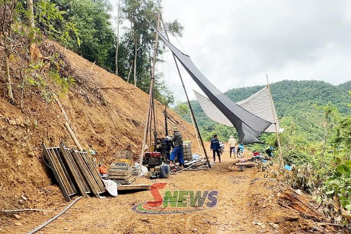 Điểm khoan thăm dò khoáng sản than tại bản Huy Tường 1, xã Phù Yên.