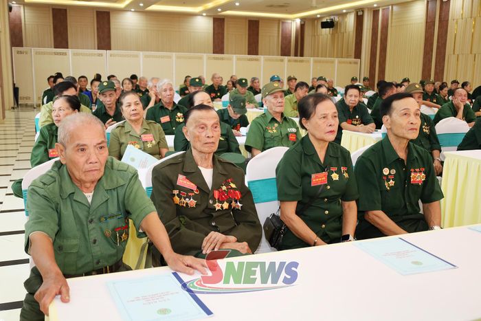 Các đại biểu tham dự Phiên thứ nhất Đại hội đại biểu Hội Cựu Thanh niên xung phong lần thứ V, nhiệm kỳ 2026 - 2031.