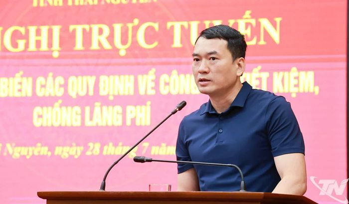 Đại diện Cục Cảnh sát điều tra tội phạm về tham nhũng, kinh tế, buôn lậu (Bộ Công an) trao đổi Chuyên đề Thông tư liên tịch số 11/2025.
