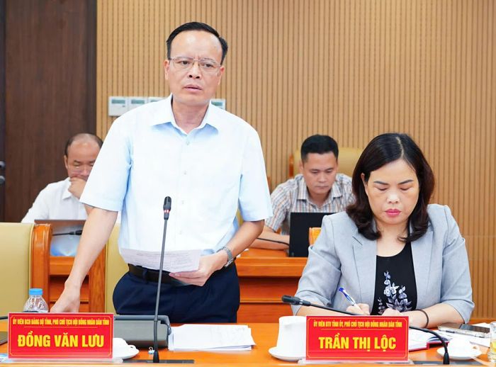 Các đại biểu thảo luận tại Hội nghị.