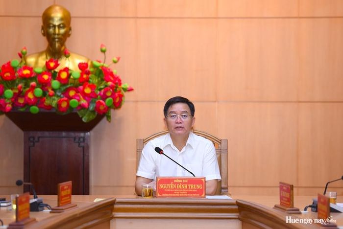 Bí thư Thành ủy Nguyễn Đình Trung phát biểu kết luận hội nghị. 