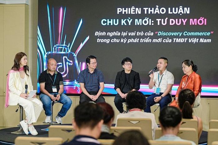 Phiên thảo luận _Chu kỳ mới - Tư duy mới_