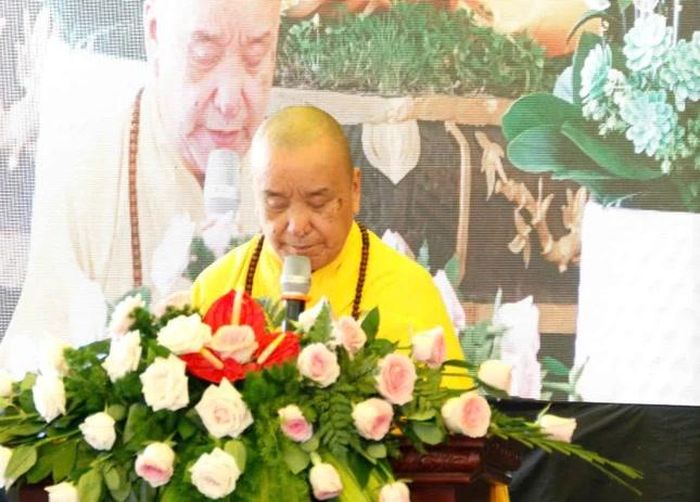 Hòa thượng Thích Phước Hưng ôn lại tiểu sử cố Hòa thượng Thích Thiện Tánh