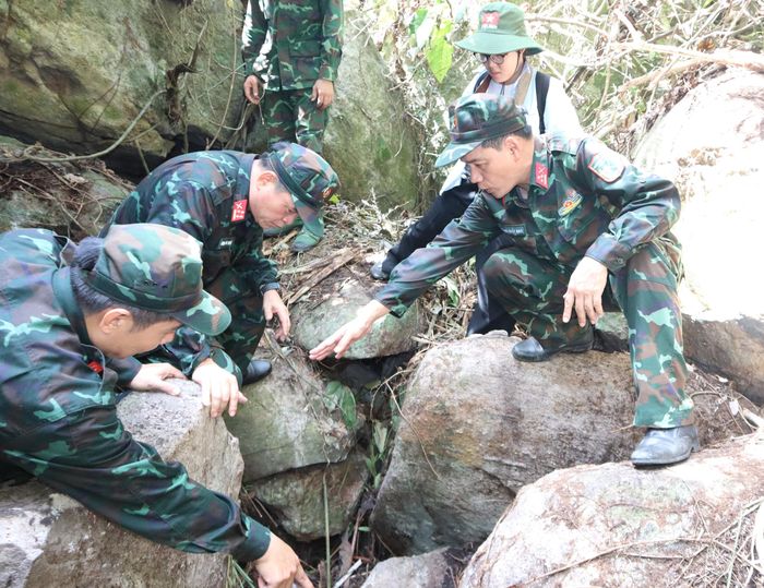 Vị trí lực lượng tìm kiếm phát hiện hài cốt liệt sĩ. 