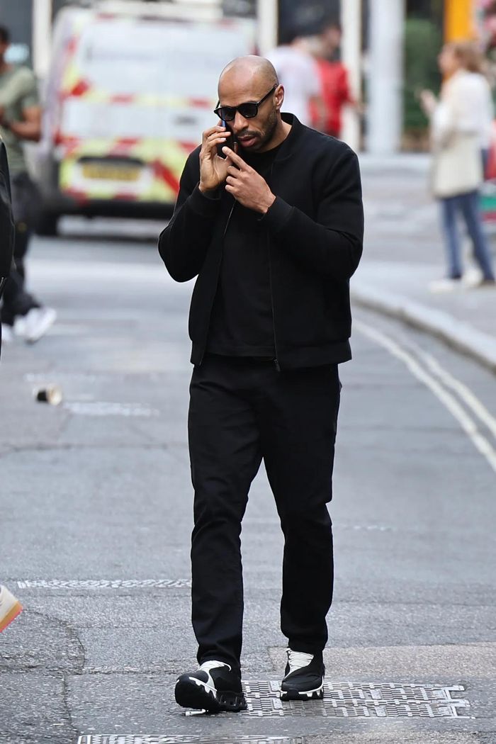 Cựu danh thủ Pháp Thierry Henry cũng được cho là sẽ góp mặt trong dự án phim "Day 1s". (Ảnh: Click News and Media).