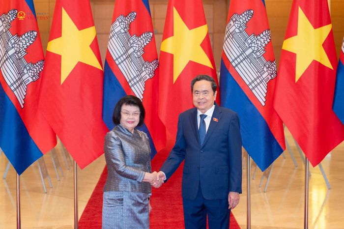 Chủ tịch Quốc hội Trần Thanh Mẫn và Chủ tịch Quốc hội Vương quốc Campuchia Samdech Khuon Sudary
