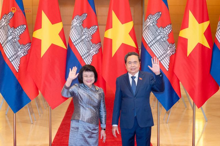Chủ tịch Quốc hội Trần Thanh Mẫn và Chủ tịch Quốc hội Vương quốc Campuchia Samdech Khuon Sudary