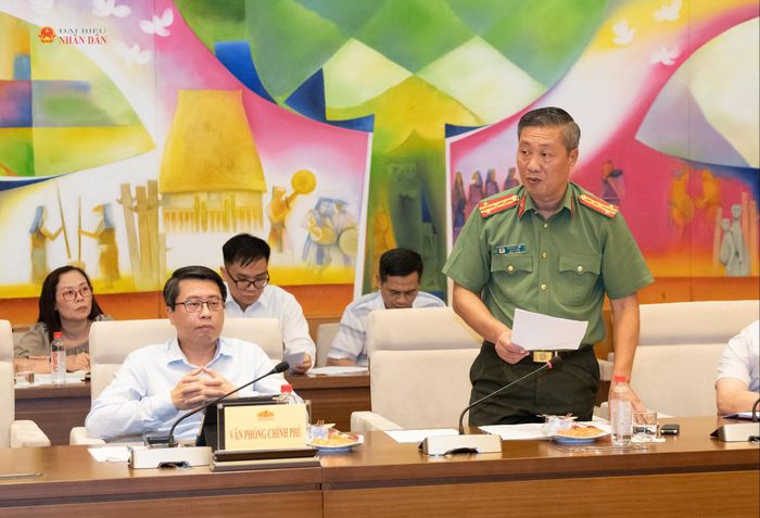Phó Tư lệnh Bộ Tư lệnh Cảnh vệ, Đại tá Đỗ Xuân Tiệp phát biểu