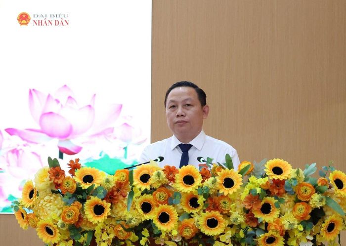 Giám đốc Sở Nông nghiệp và Môi trường tỉnh An Giang Lê Hữu Toàn trả lời chất vấn