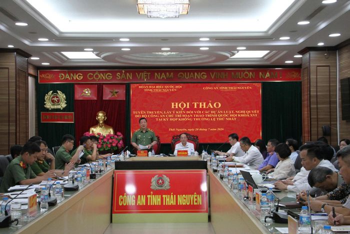 Giám đốc Công an tỉnh Thái Nguyên,Thiếu tướng Bùi Đức Hải phát biểu tại hội thảo